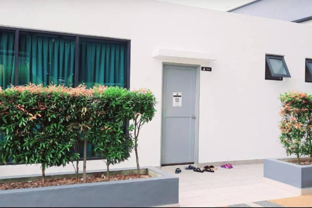 Attractive 3 Bedroom Condo With Pool-D Raudhah Homestay Kajang Kültér fotó
